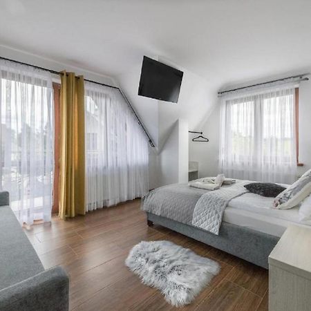 Ostrowsko Bialy Jelen Z Basenem I Jacuzzi Bed & Breakfast エクステリア 写真