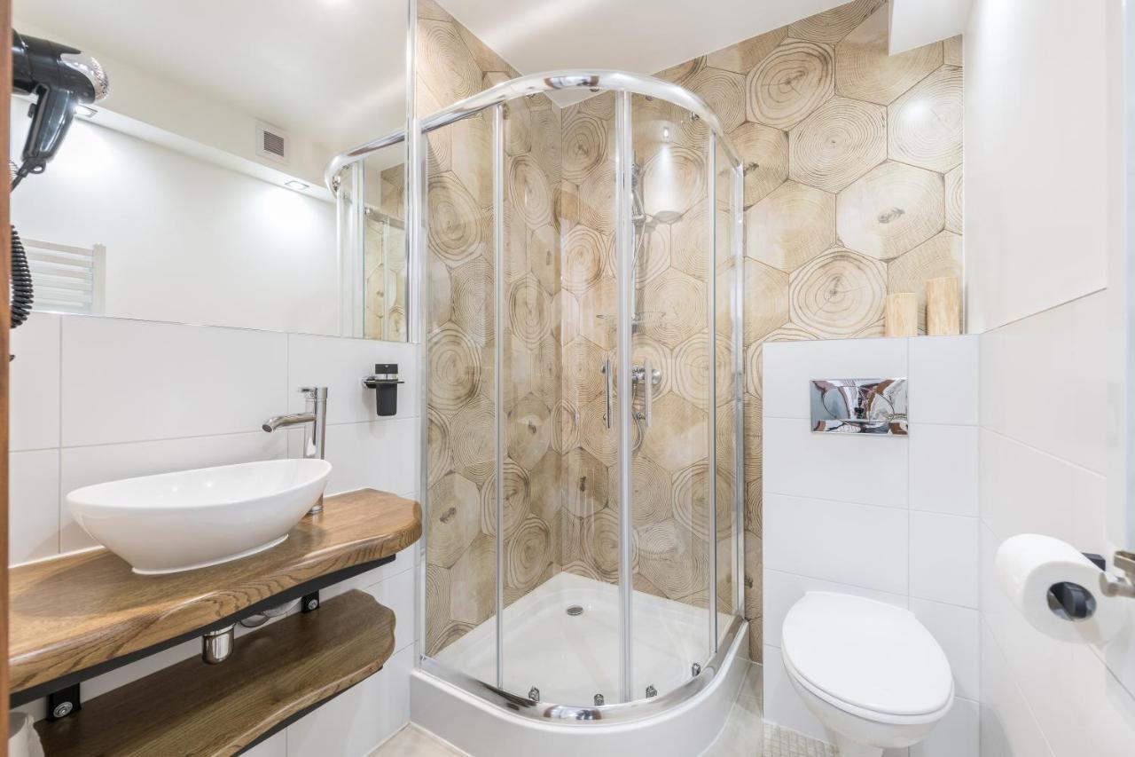 Ostrowsko Bialy Jelen Z Basenem I Jacuzzi Bed & Breakfast エクステリア 写真
